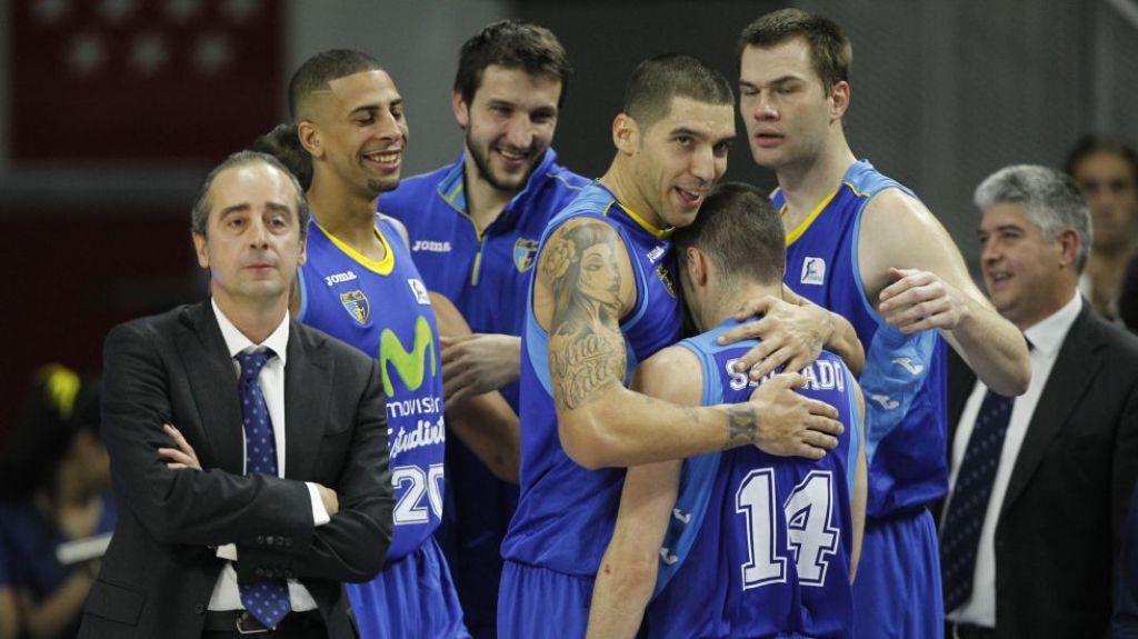 el-movistar-estudiantes-de-baloncesto vence al Barça