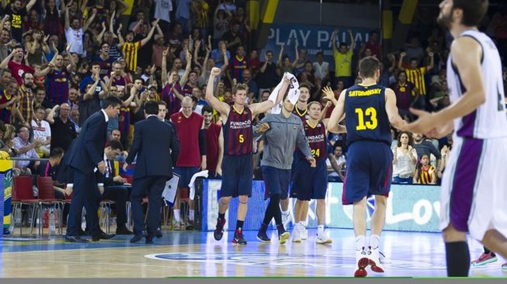 Barça celebra triunfo ante Unicaja