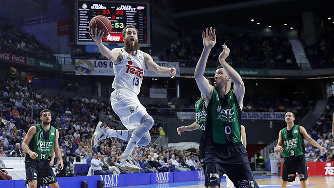 Bandeja de Sergio Rodríguez contra Joventut