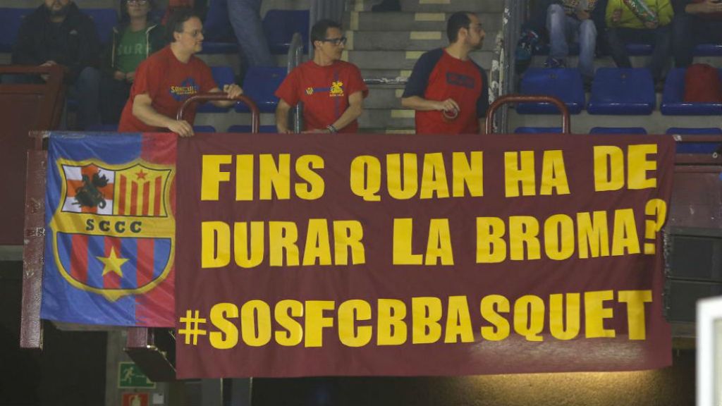 Pancarta protesta afición del Barça