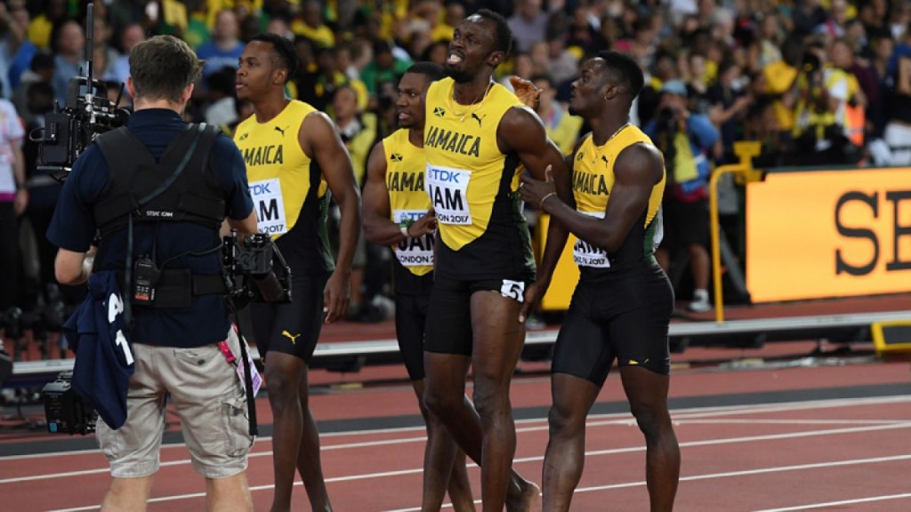 Relevo de Jamaica consuela a Bolt