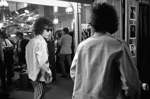 Bob Dylan frente al espejo 1