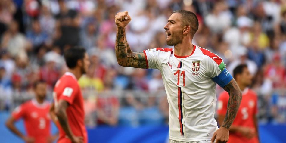 Kolarov celebra gol contra Costa Rica