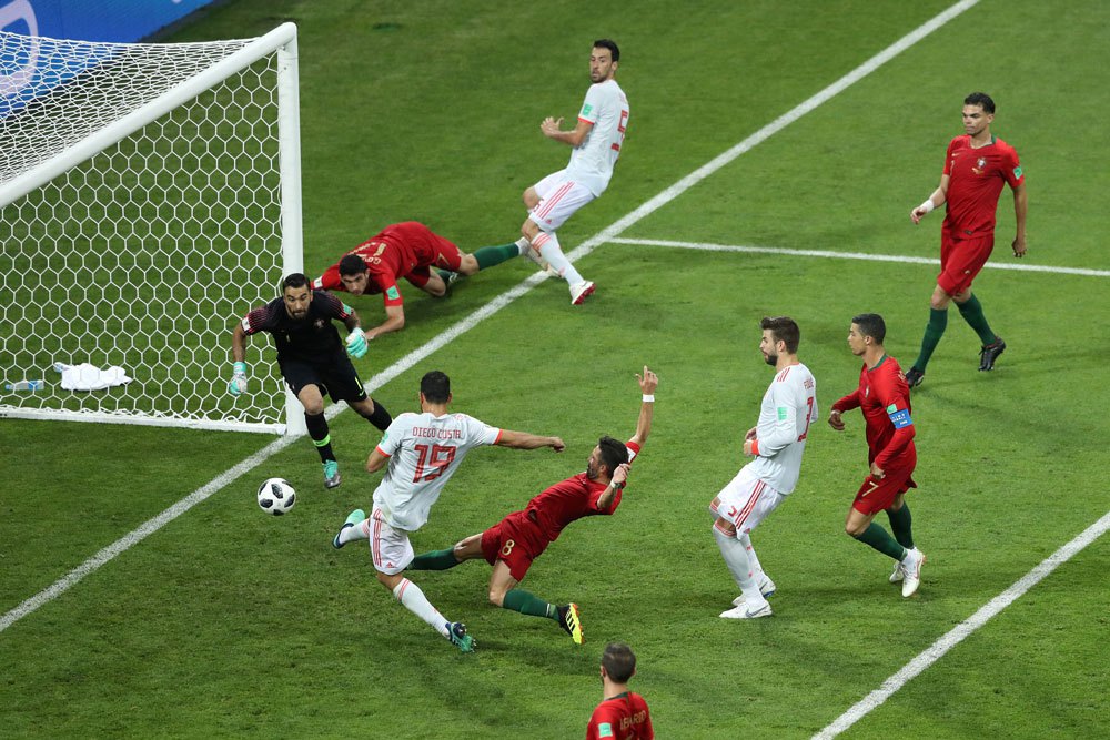 Segundo gol de Diego Costa contra Portugal