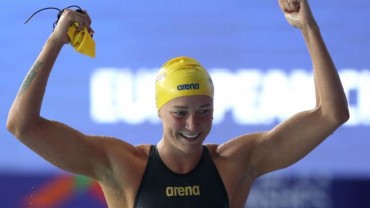 Sarah Sjostrom celebra triunfo en Glasgow 2018