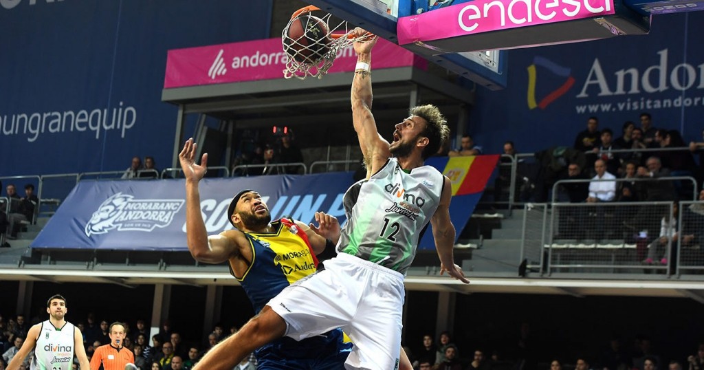 Mate de Delía frente a Jerome Jordan