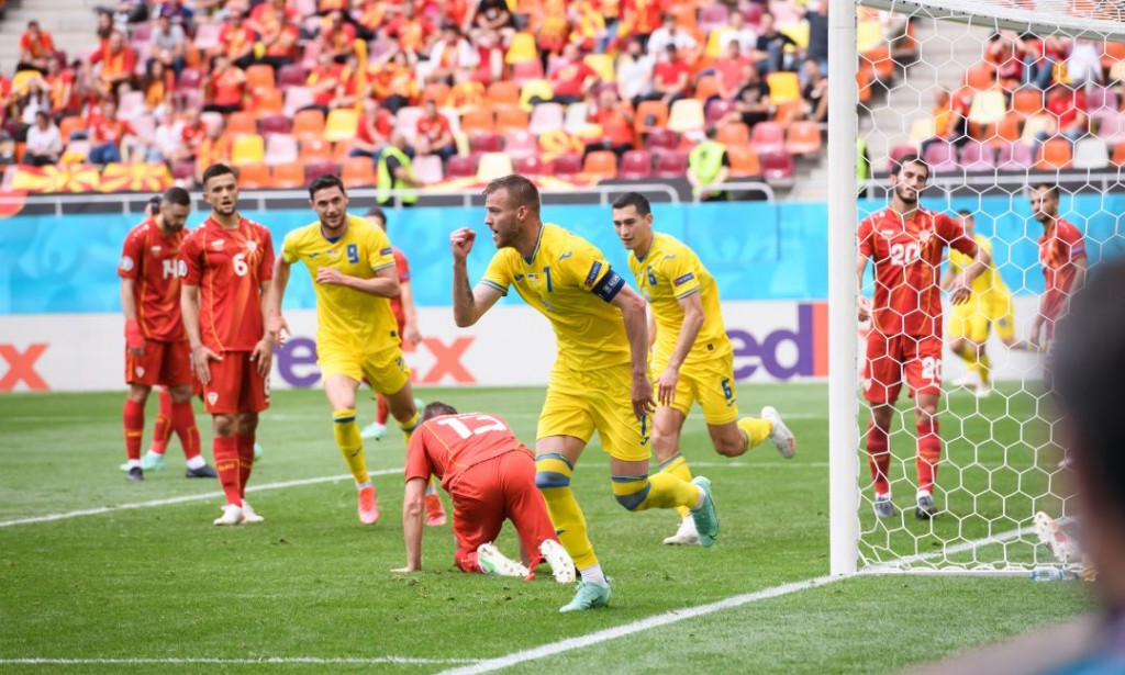 Yarmolenko celebra su gol a Macedonia del Norte